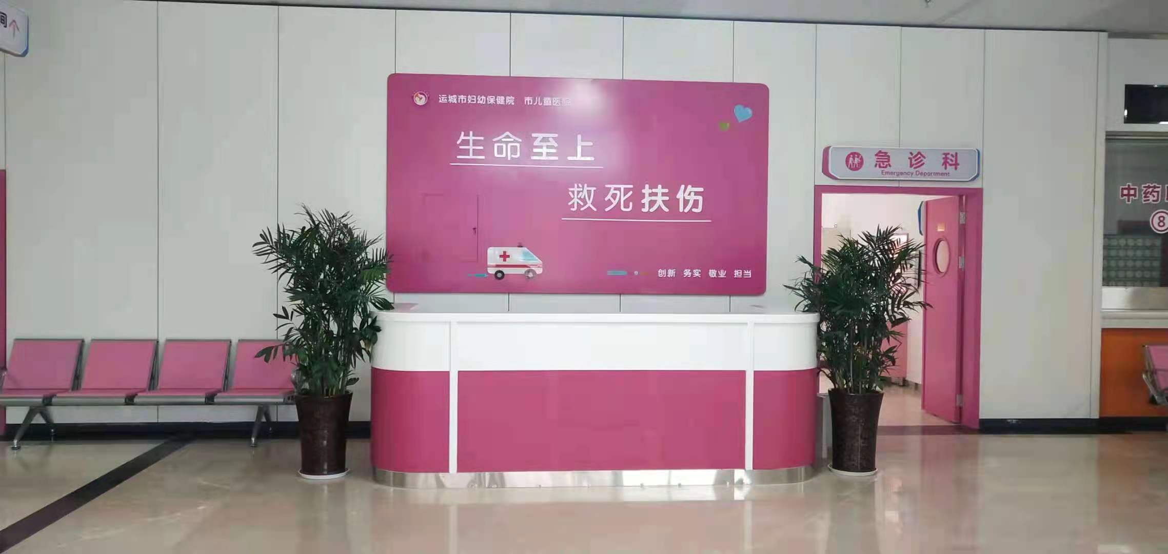 醫(yī)療家具、護理床、單搖病床、兒童病床、治療臺價格優(yōu)惠